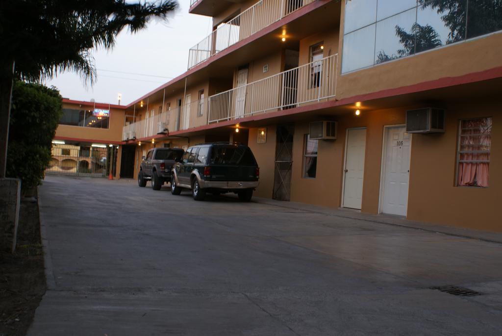 Hotel De Mexico Matamoros  Exterior photo
